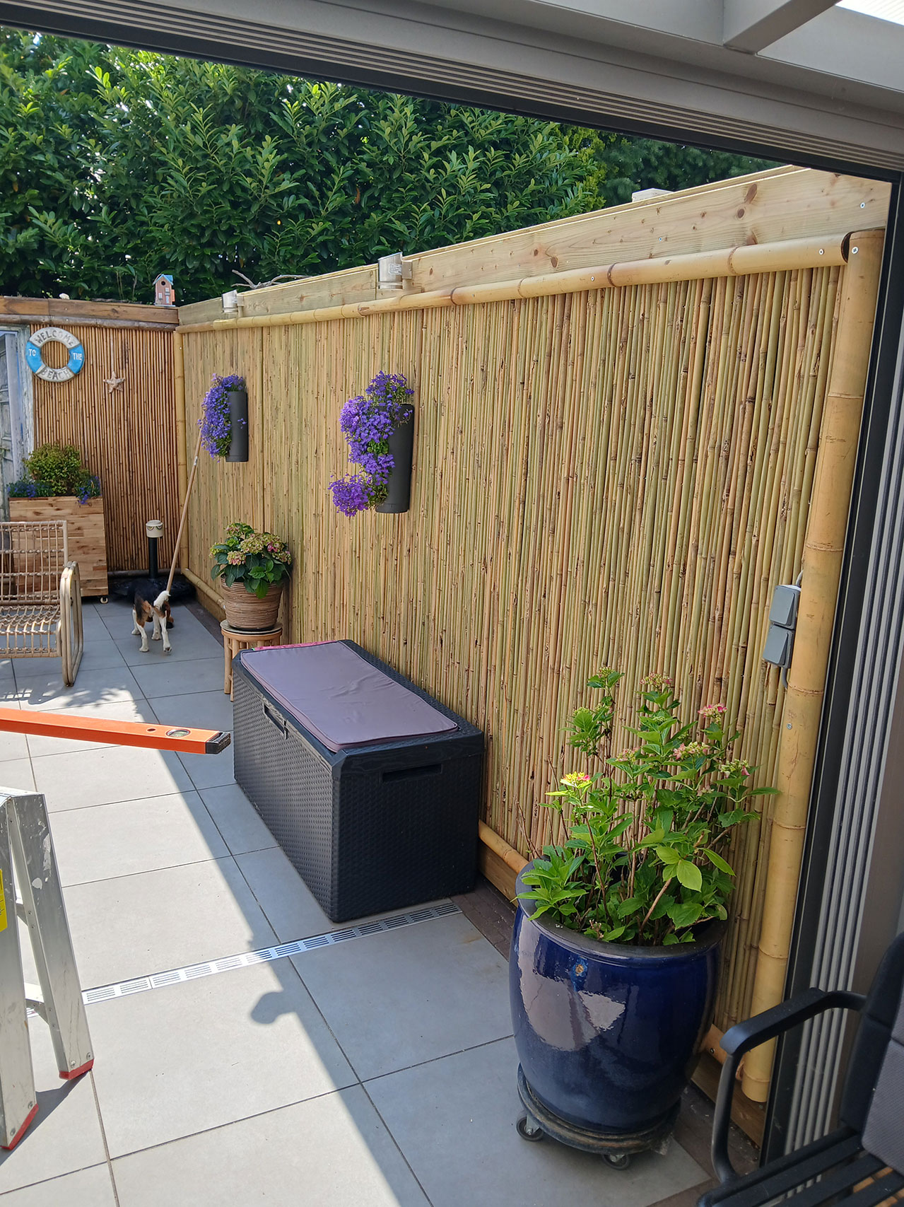 Vernieuwing van een houten schutting